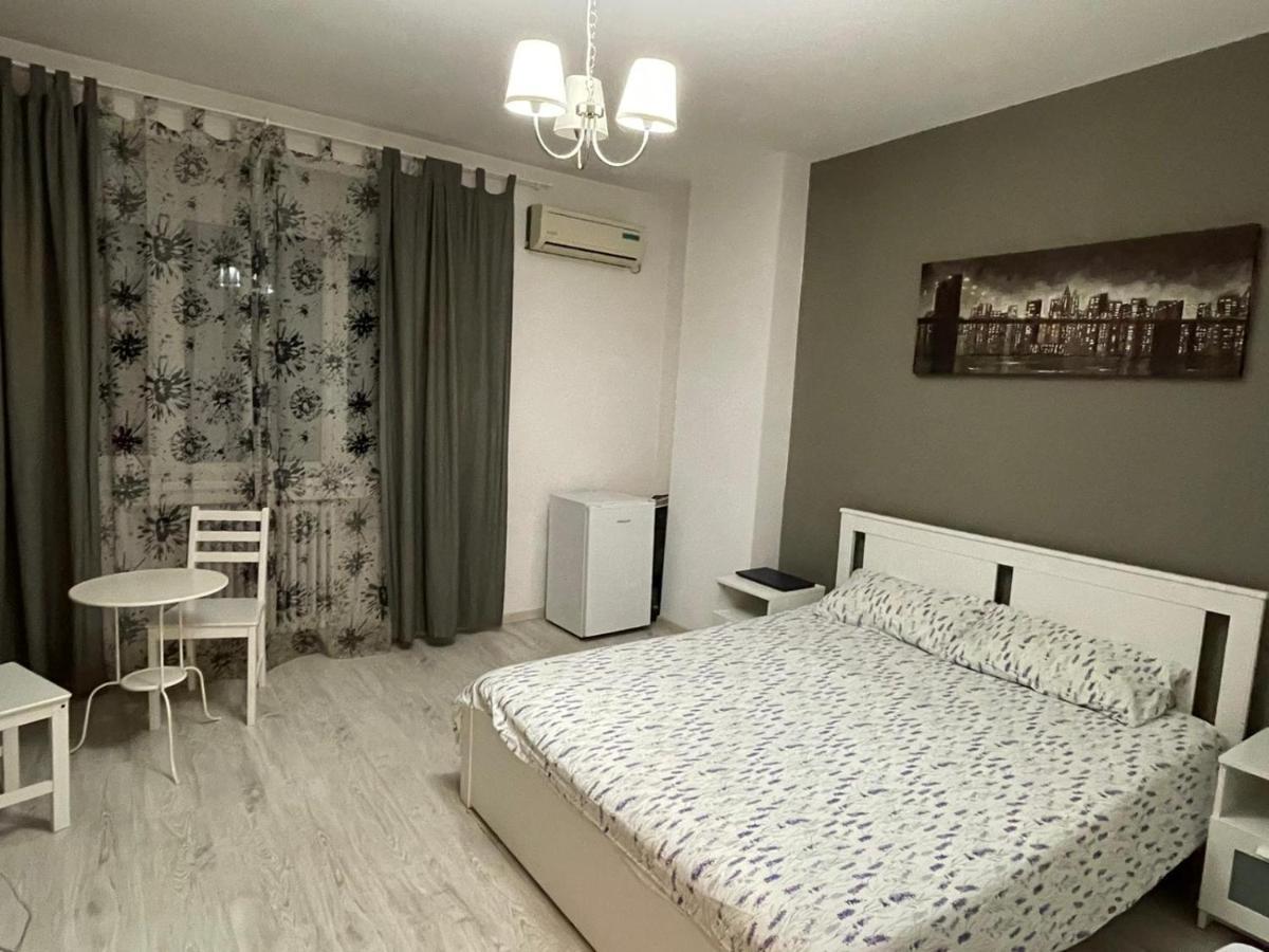 Centru Charming New Apartament Piata Universitate Apartment บูคาเรสต์ ภายนอก รูปภาพ